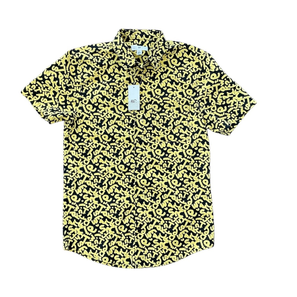 BP Mens Small Short-sleeved Button-Up (D17)